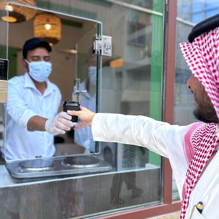 Rabwat Al Safwah Golden Hotel Medina Екстер'єр фото