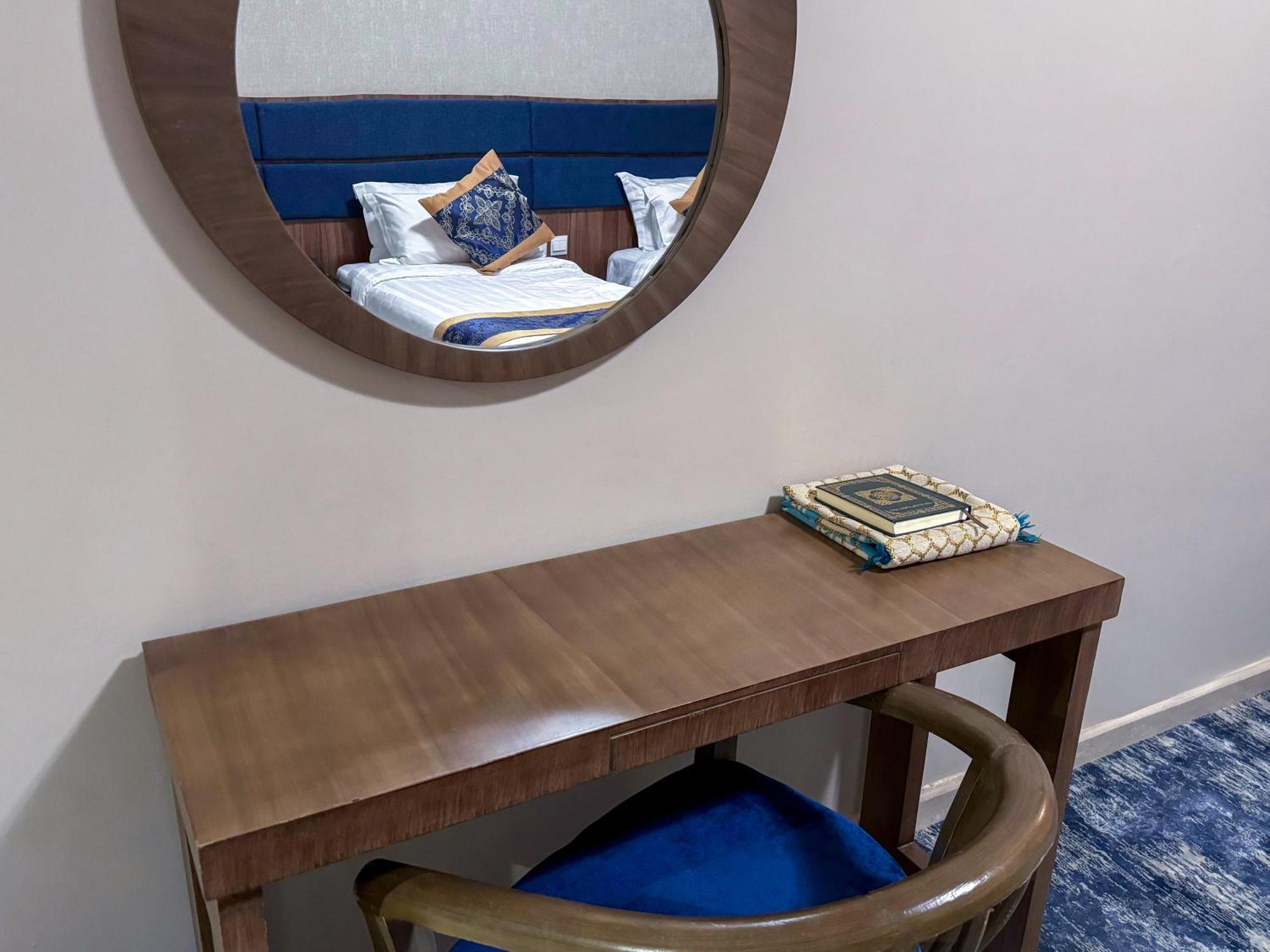 Rabwat Al Safwah Golden Hotel Medina Екстер'єр фото