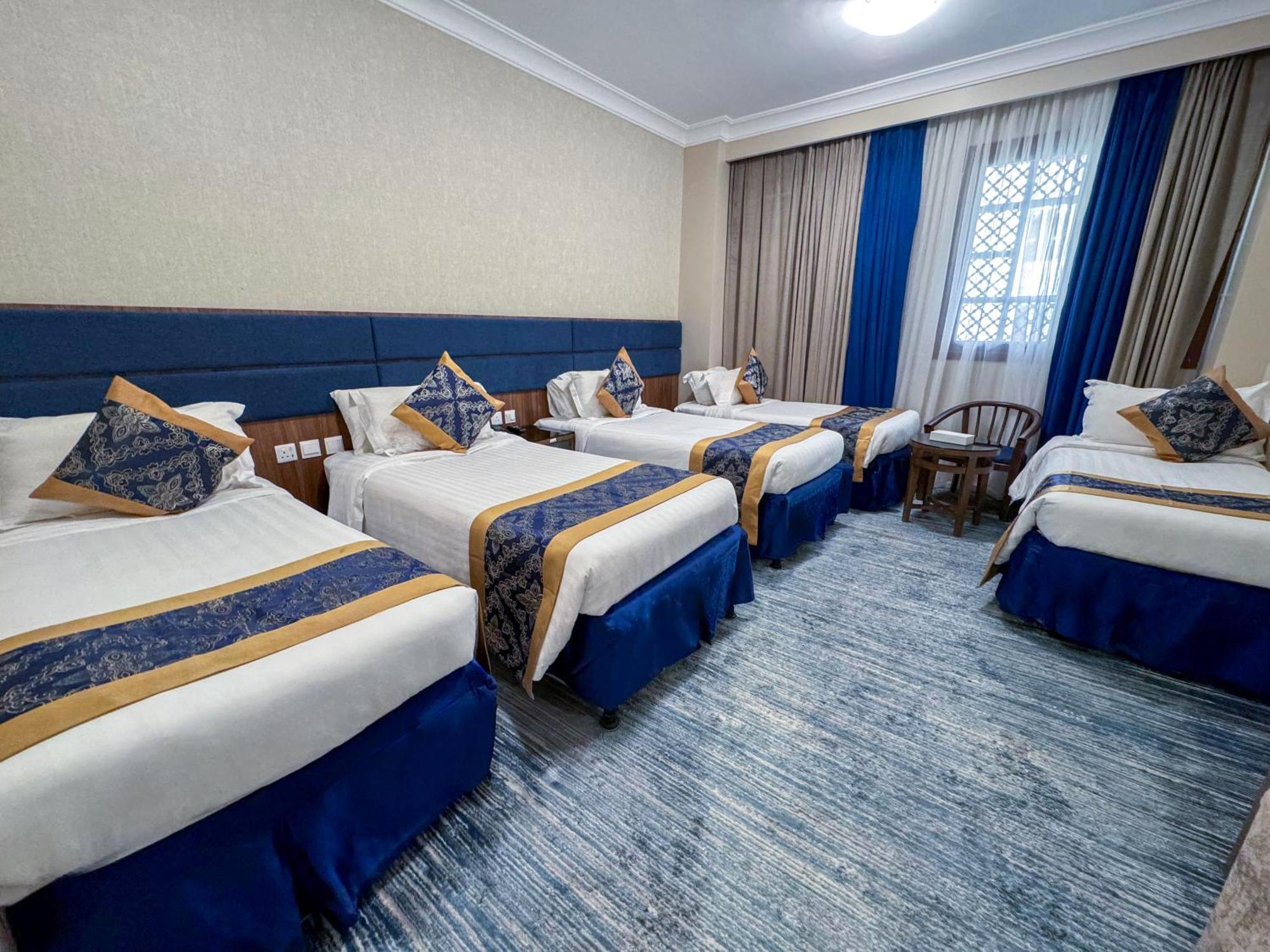 Rabwat Al Safwah Golden Hotel Medina Екстер'єр фото